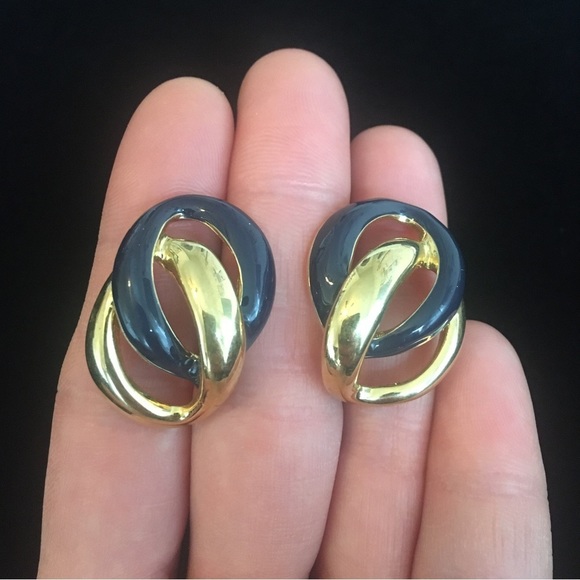 unknown Jewelry - Vintage Napier Blue and Gold Tone Earrings